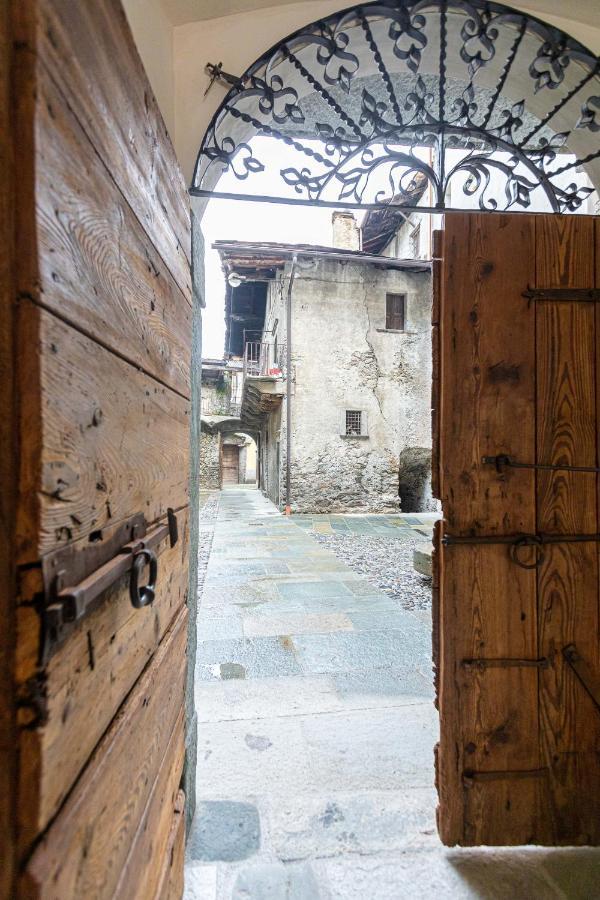 Curt Di Clement Eco Mobility Hotel Tirano Exterior photo