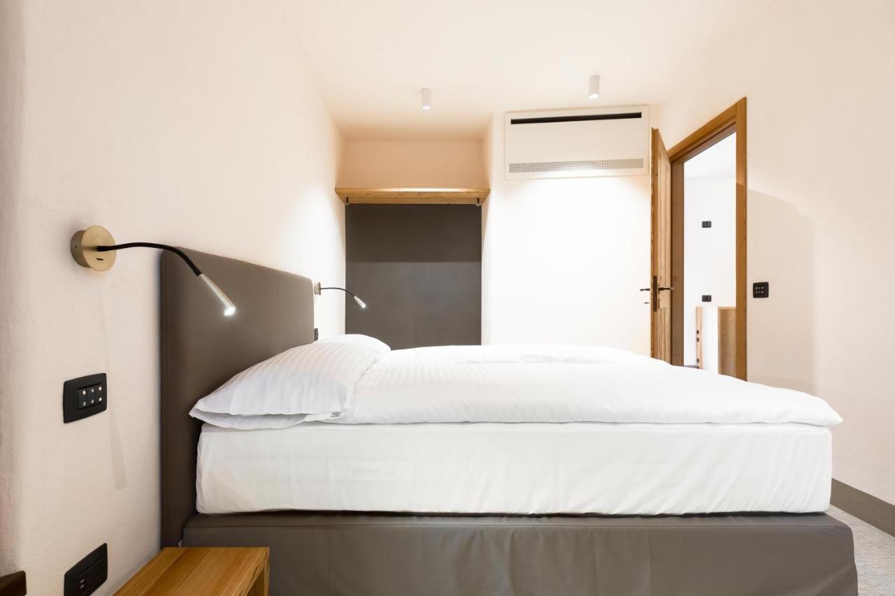 Curt Di Clement Eco Mobility Hotel Tirano Exterior photo