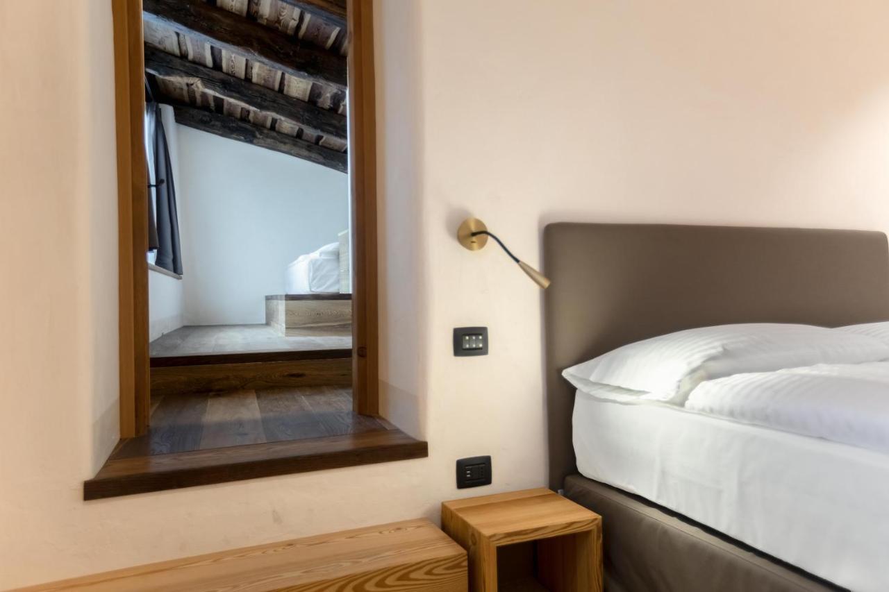 Curt Di Clement Eco Mobility Hotel Tirano Exterior photo