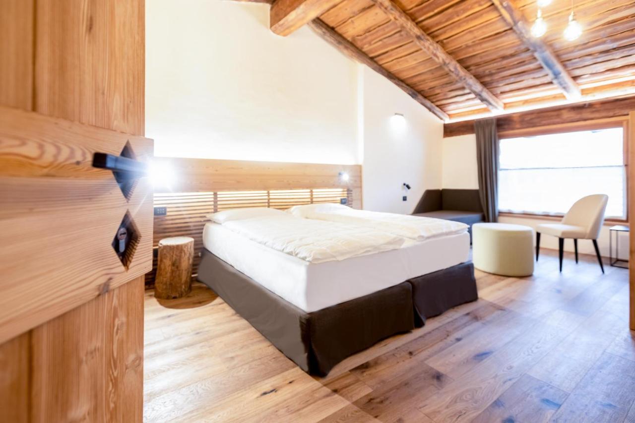 Curt Di Clement Eco Mobility Hotel Tirano Exterior photo